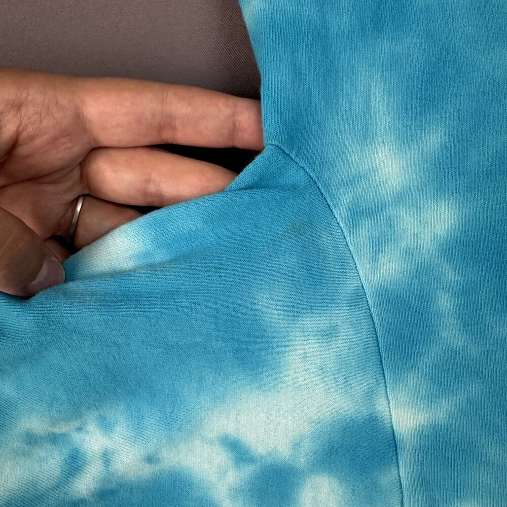 Biggie Smalls Shirt Mens Medium Blue Tie Dye Mo Money Mo Problems Rap Hip Hop - Picture 8 of 8